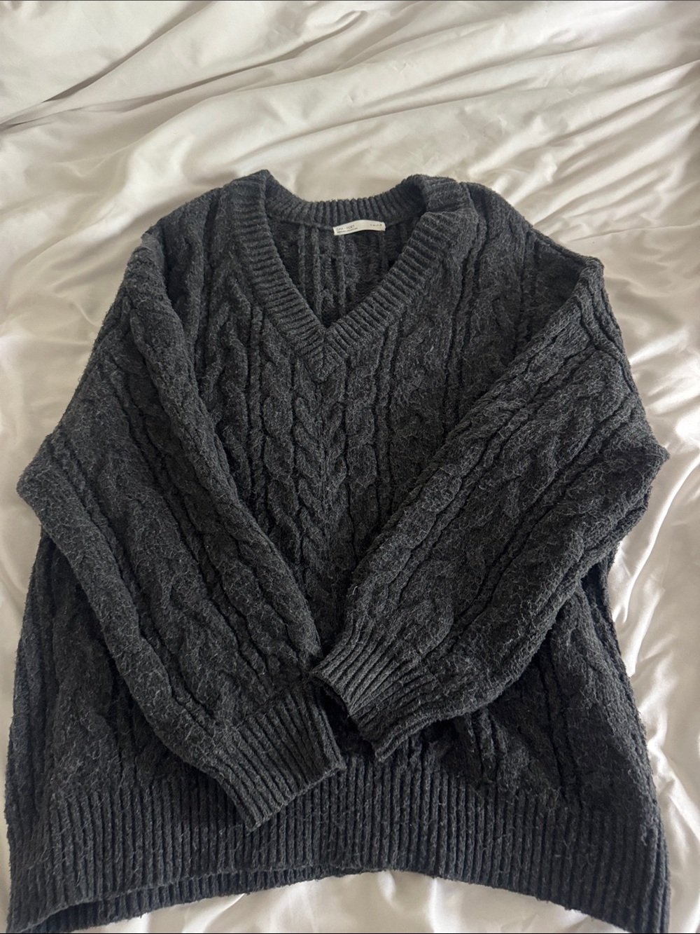 OAK + FORT Charcoal Cable-Knit V-Neck Sweater s/m
